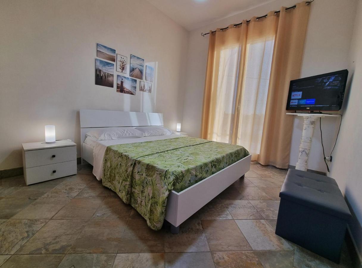 Al Vecchio Carrubo - Lovely 2-Rooms House & Patio มาร์ซาลา ภายนอก รูปภาพ